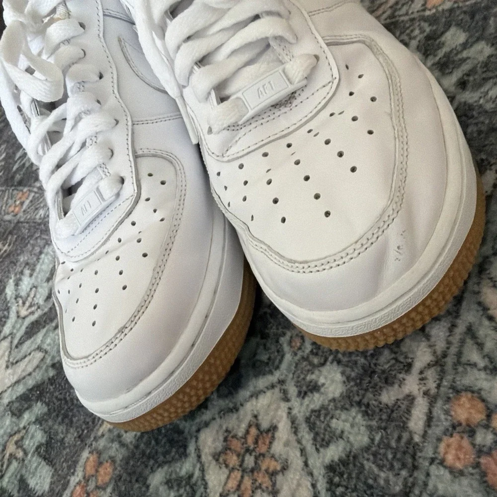 Nike Air Force 1 White Gum Sole- D12739-100 - Men's Size 8